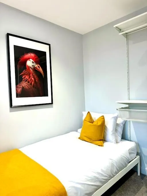 Apartment 3Br Westbourne Delight - Near Beach & Bournemouth! United Kingdom